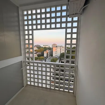 The Pearl Of The Sea